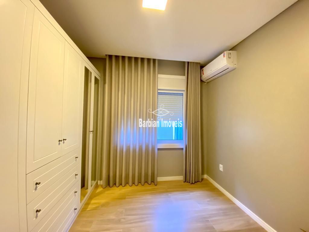 Casa à venda com 3 quartos, 218m² - Foto 14