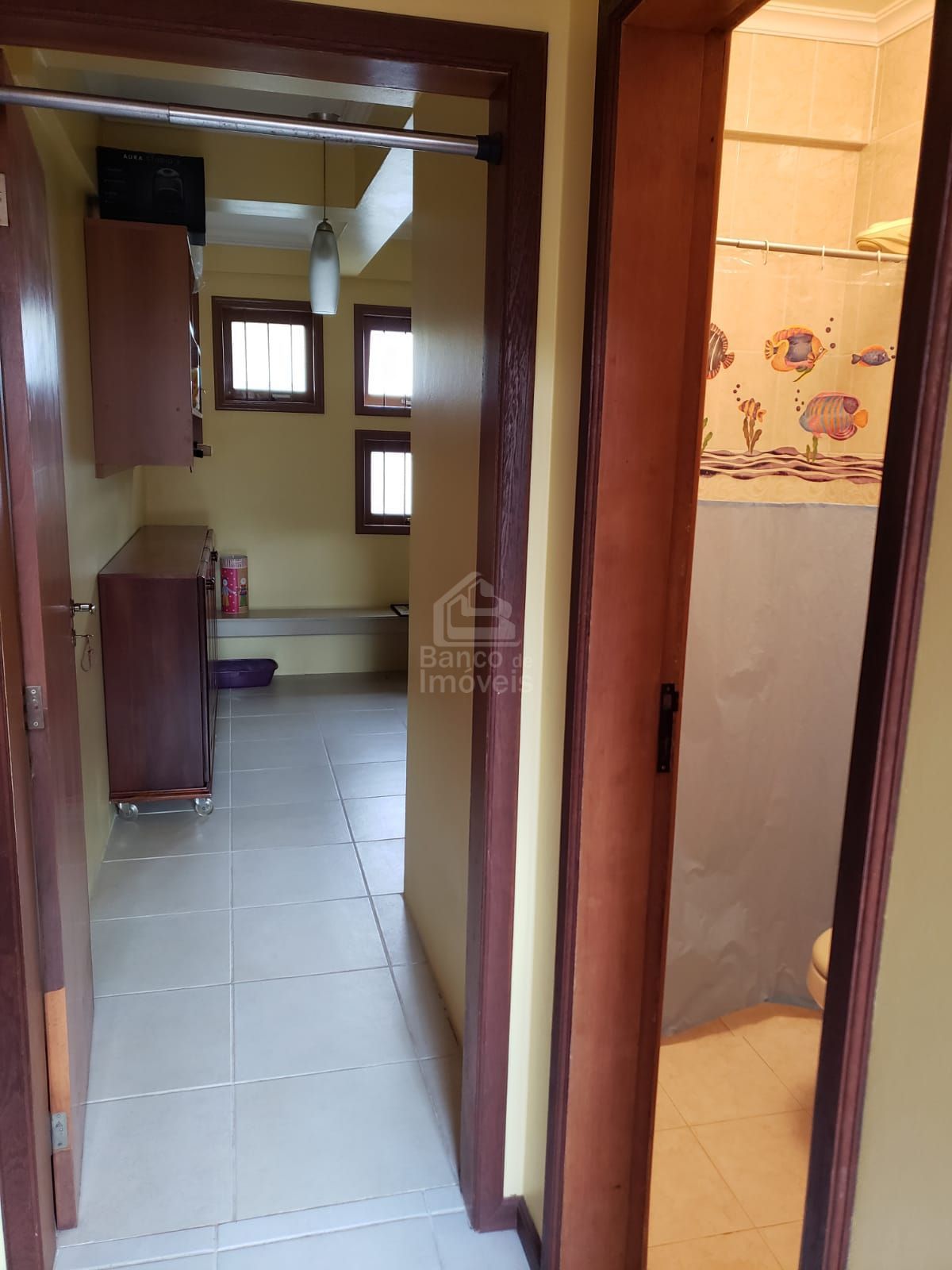 Casa à venda com 3 quartos, 222m² - Foto 19