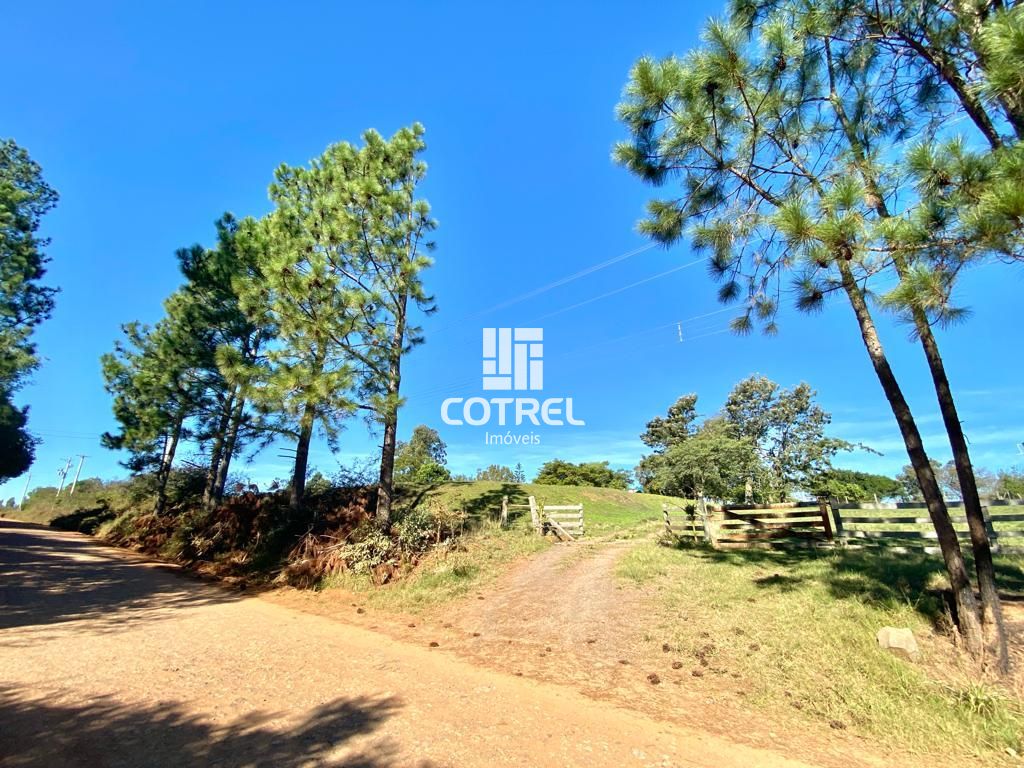 Encanta-se com está linda Chácara para venda situada na Estrada para Pedreira em
