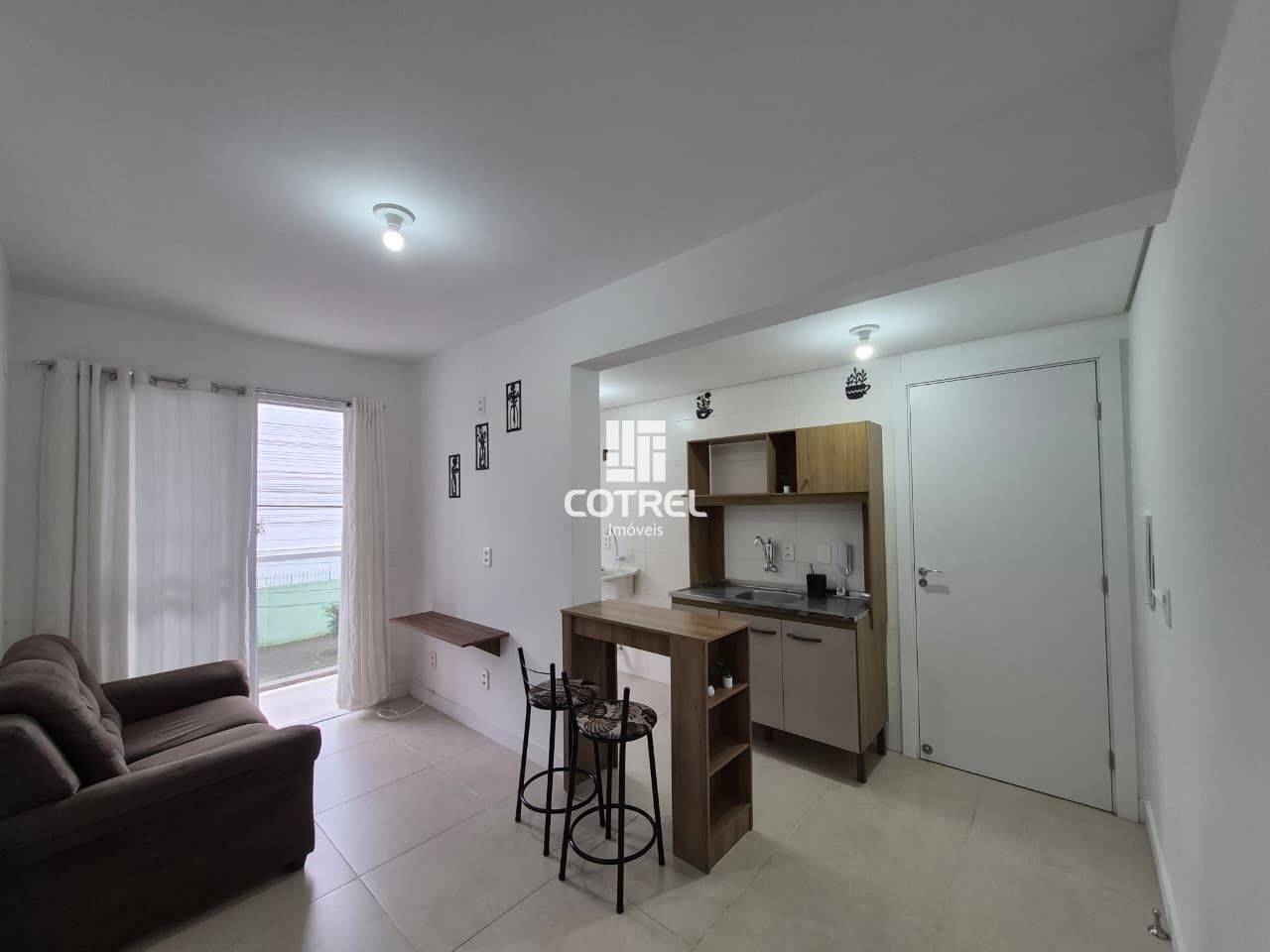 Apartamento Semimobiliado para Locação 1 dormitório no bairro Camobi