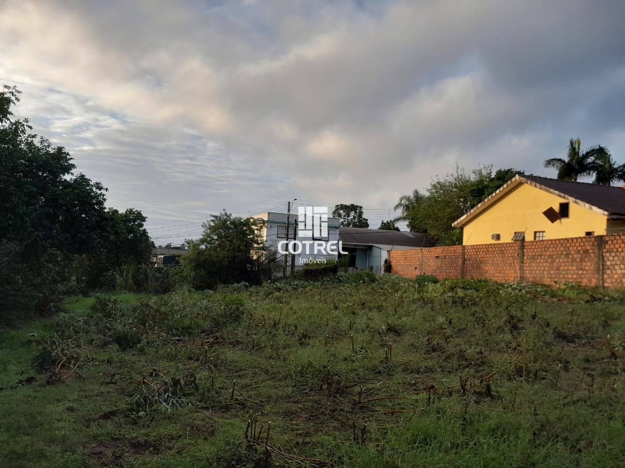 Terreno à Venda com 800m² no bairro Parque Pinheiro Machado em Santa Maria - RS