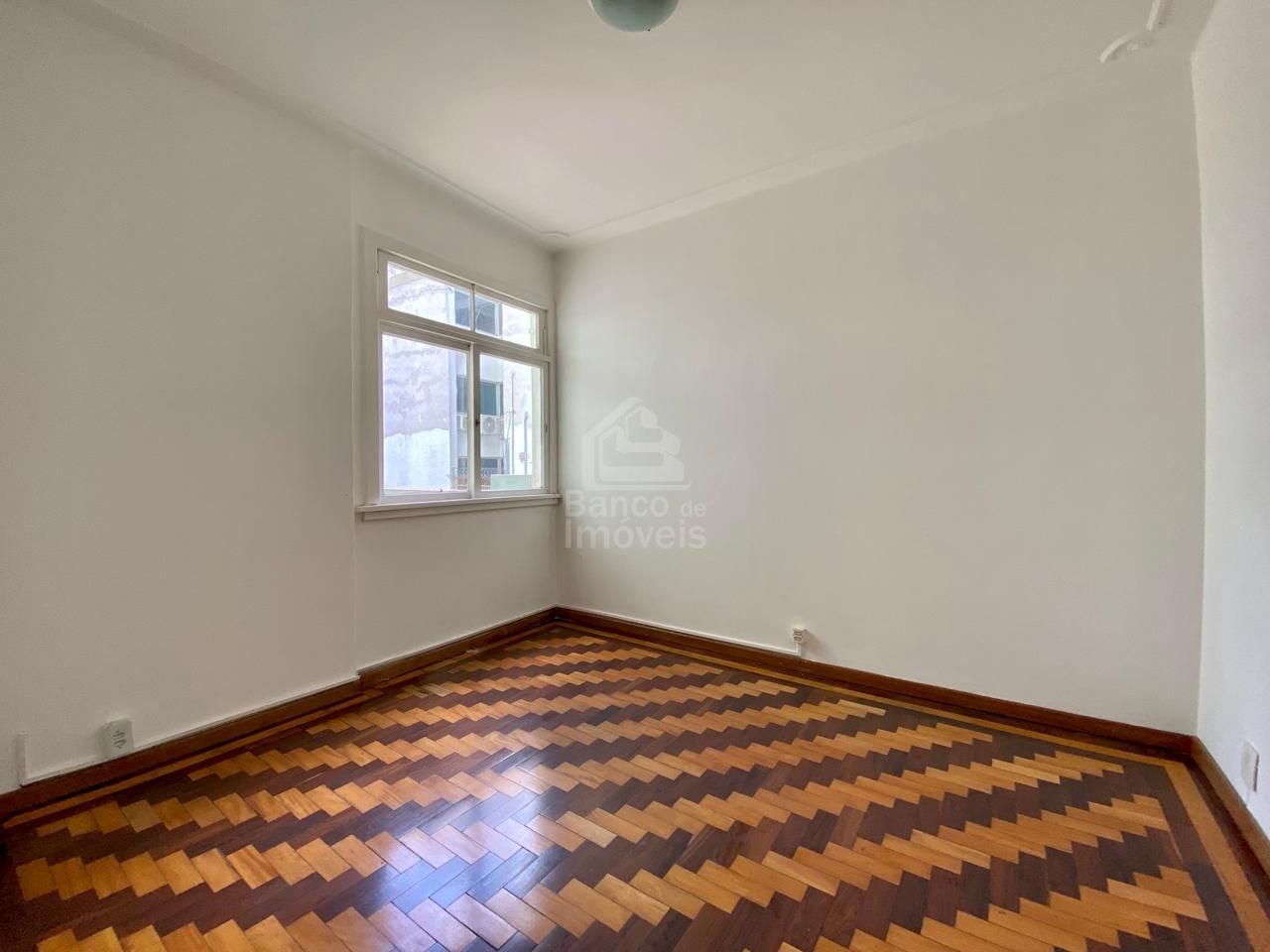 Apartamento à venda com 3 quartos, 128m² - Foto 10