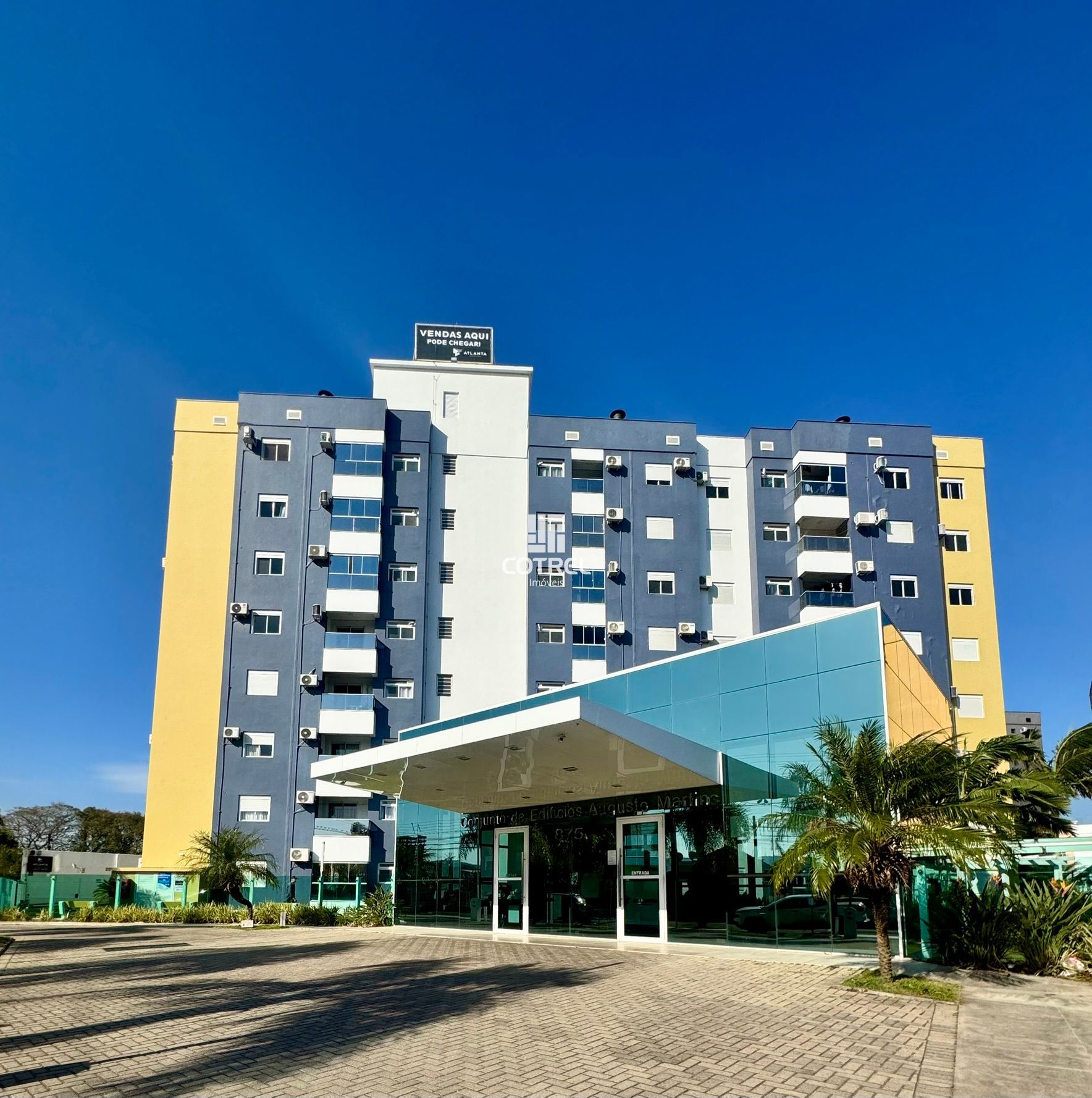 Apartamento 2 dormitórios, 1 vaga, localizado no bairro Uglione