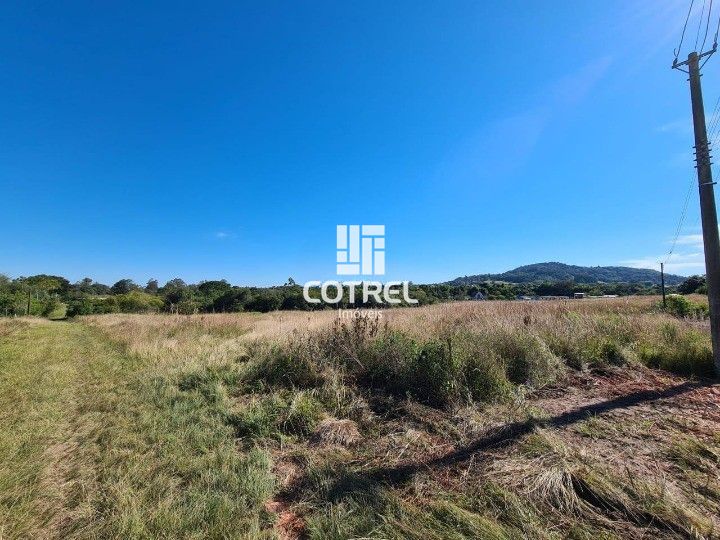 Terreno com 12,800 m² para venda na Rua Aroeira Vermelha no Bairro Diácono João