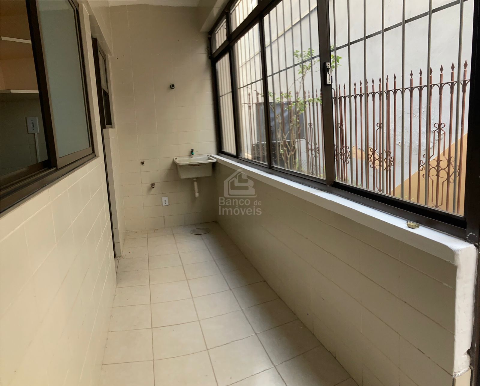 Apartamento à venda com 2 quartos, 90m² - Foto 8