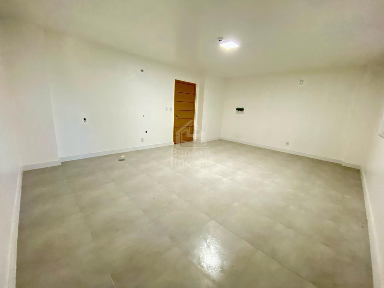 Conjunto Comercial-Sala para alugar com 1 quarto, 32m² - Foto 2