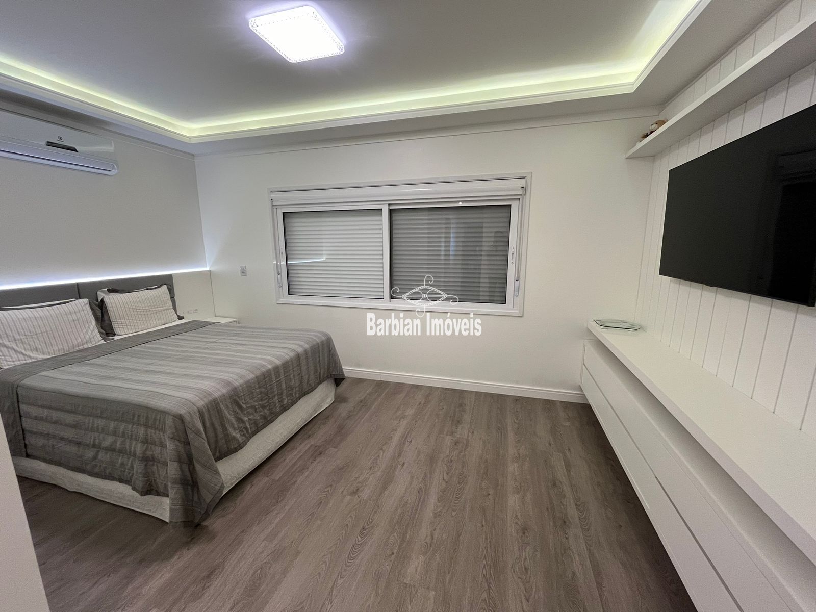 Casa à venda com 3 quartos, 192m² - Foto 18