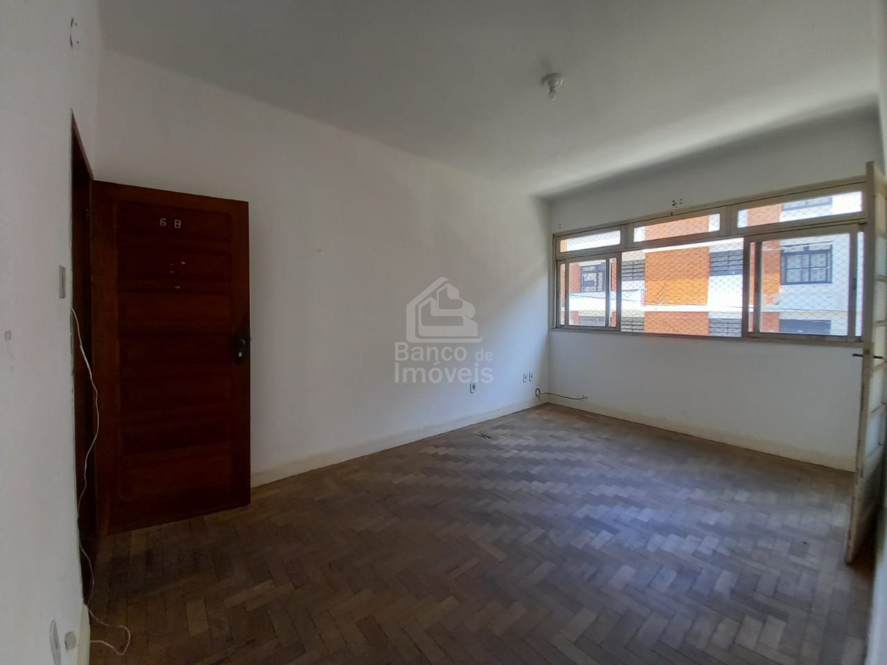 Apartamento à venda com 2 quartos, 83m² - Foto 4