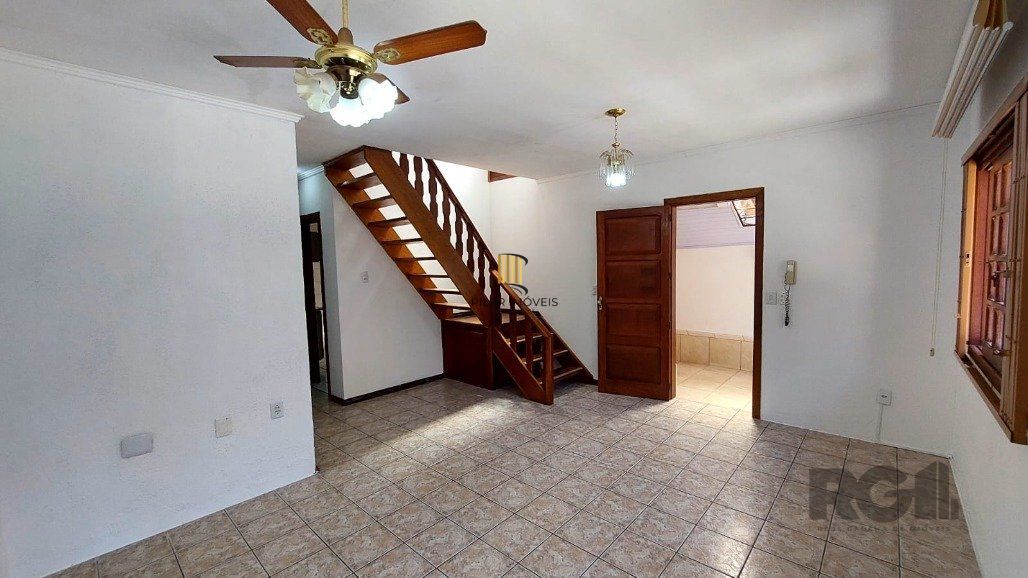 Casa de Condomínio 3 dormitórios no bairro Glória