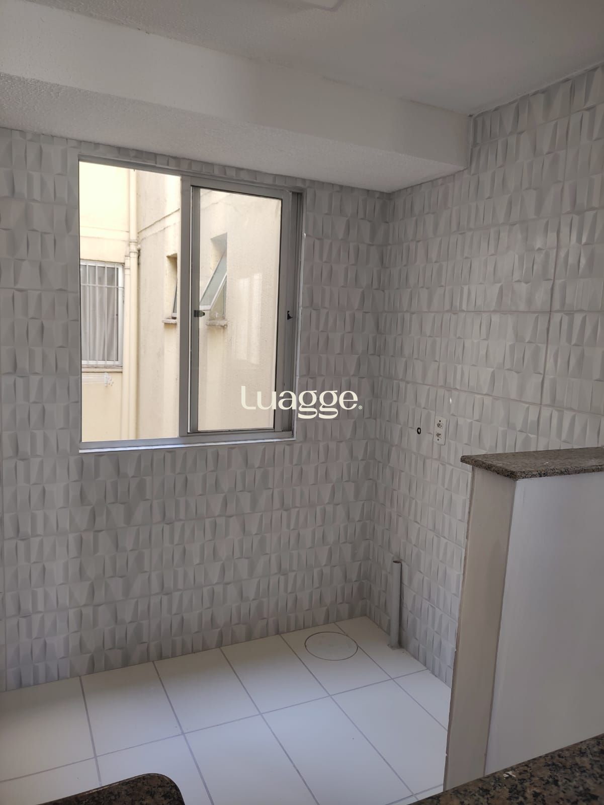 Apartamento à venda com 2 quartos, 41m² - Foto 4