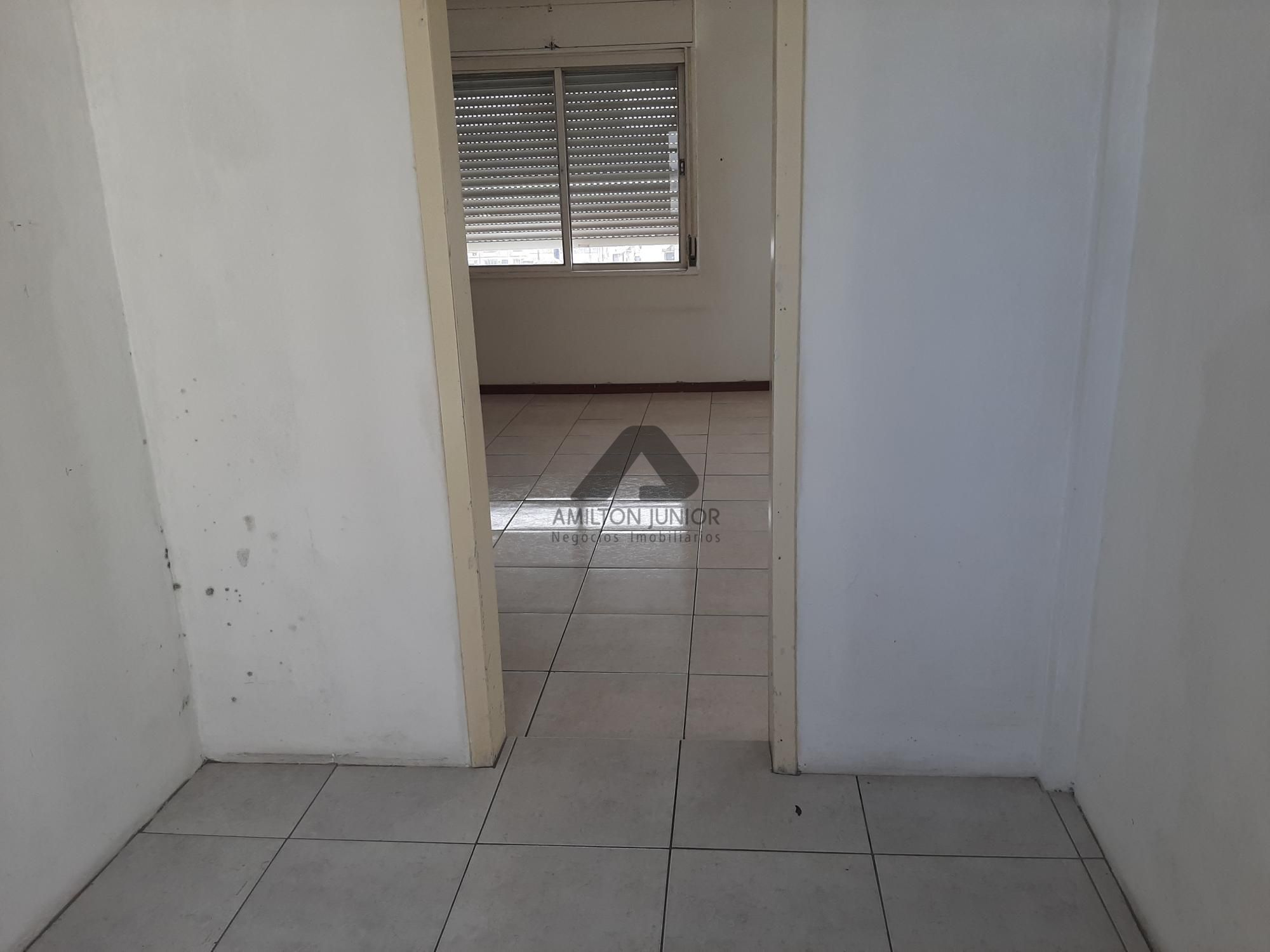 Apartamento à venda com 3 quartos, 159m² - Foto 7