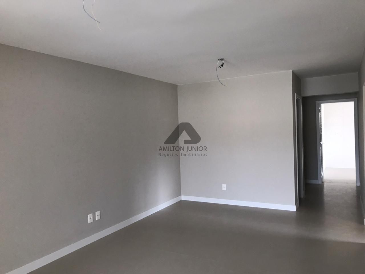 Apartamento à venda com 3 quartos, 116m² - Foto 5