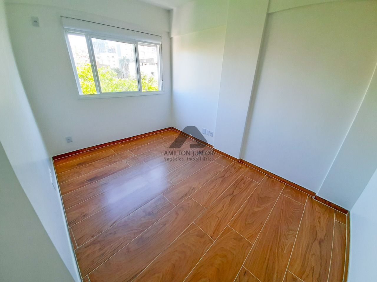 Apartamento à venda com 2 quartos, 73m² - Foto 14