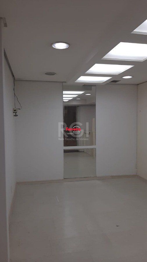 Loja para Venda - 26m², 0 dormitórios, Moinhos de Vento