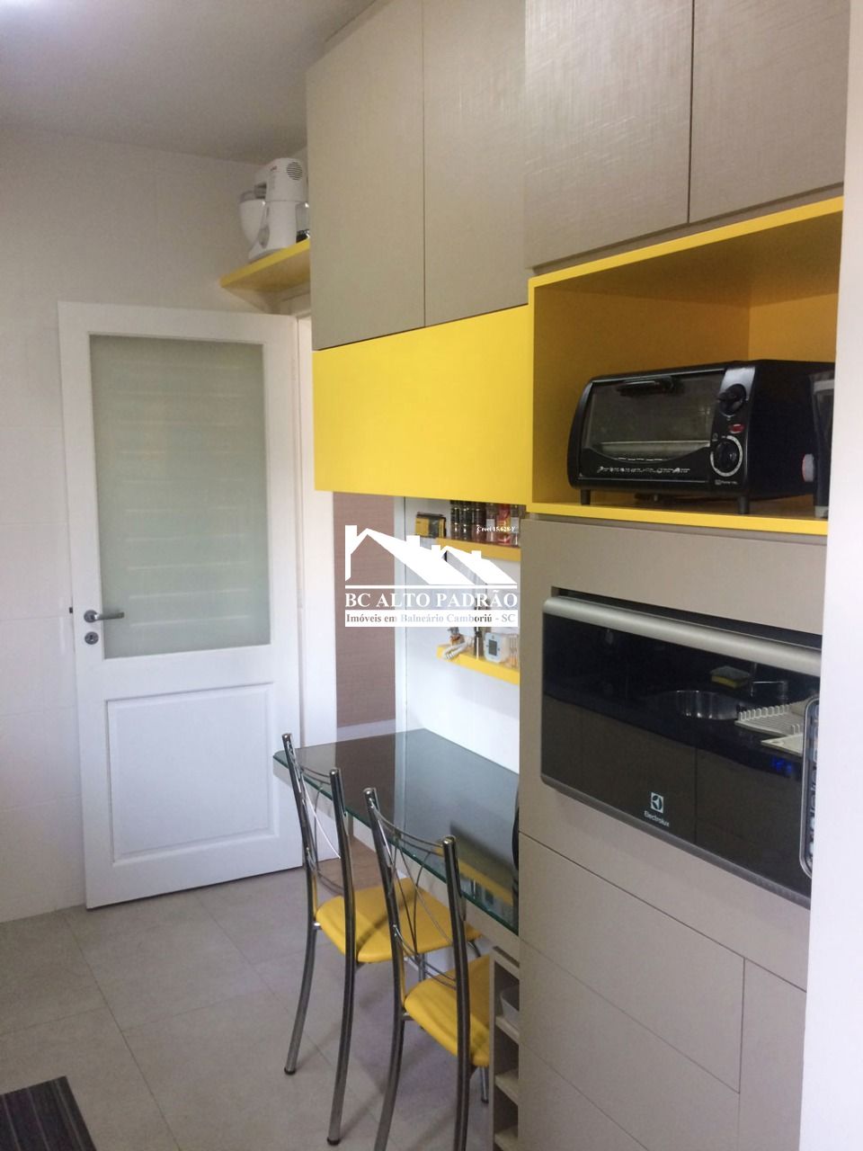 Apartamento à venda com 2 quartos, 86m² - Foto 4