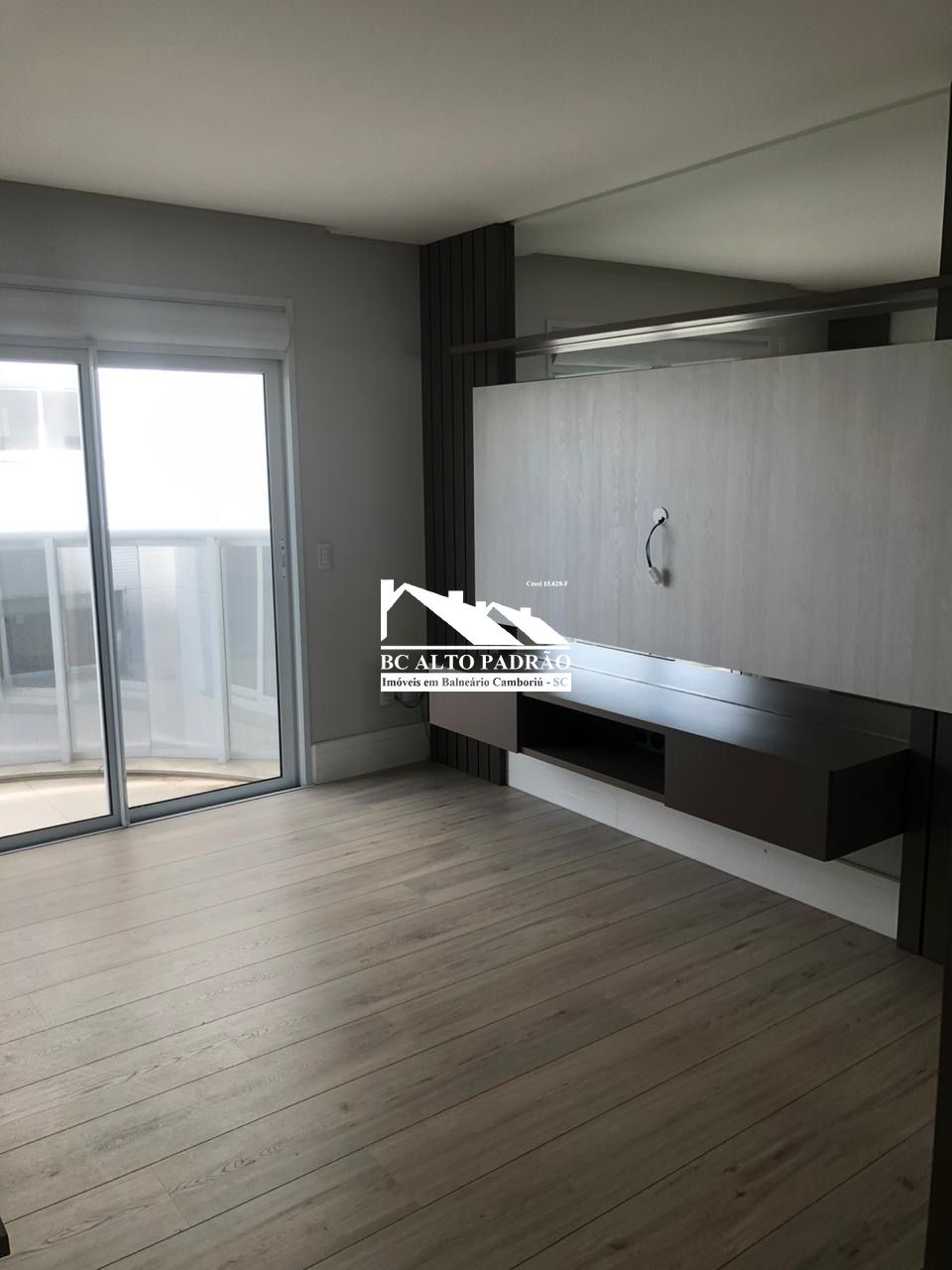 Apartamento para alugar com 4 quartos, 237m² - Foto 14