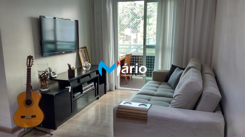 Apartamento à venda com 2 quartos, 72m² - Foto 1