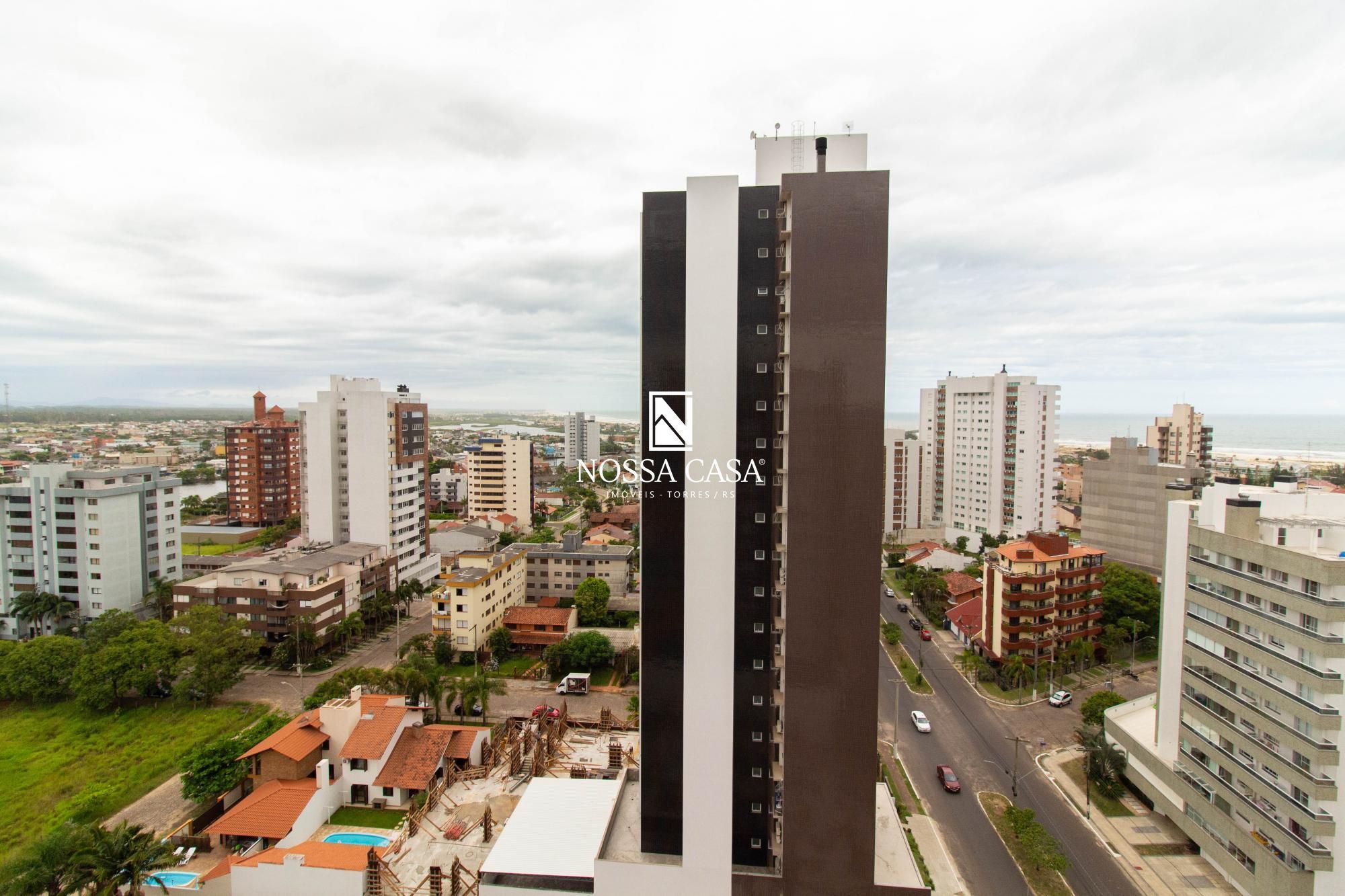 Cobertura à venda com 4 quartos, 250m² - Foto 58