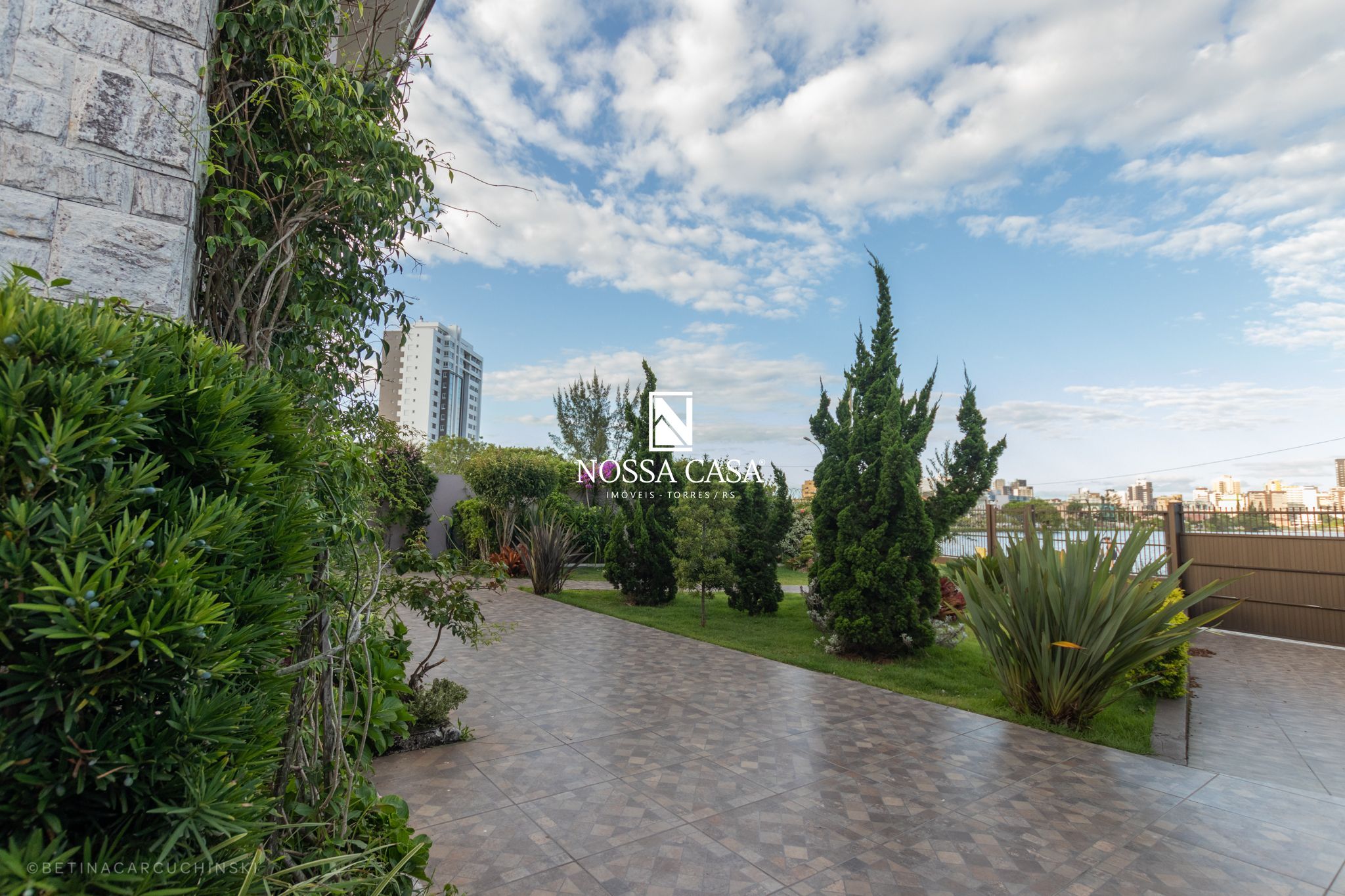 Sobrado, 3 quartos, 243 m² - Foto 6