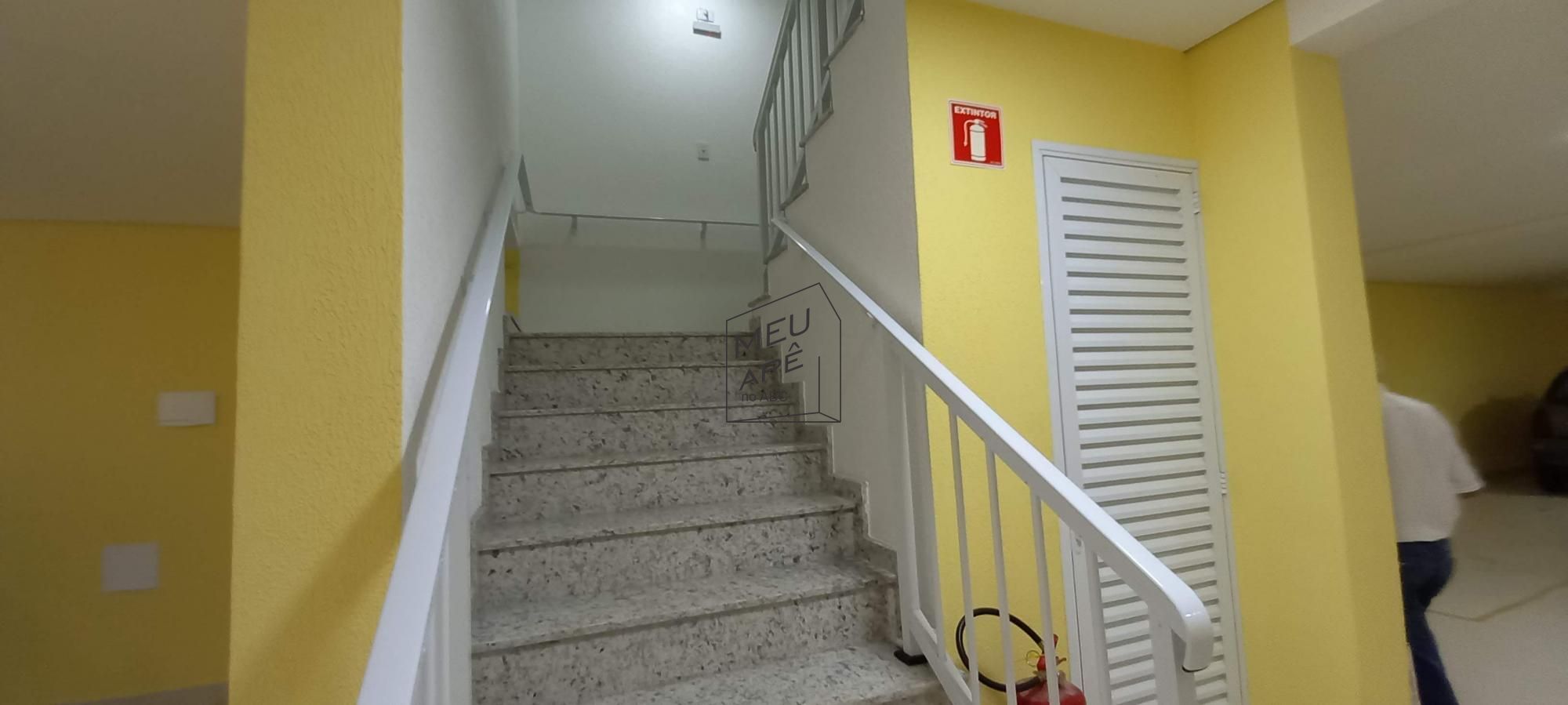 Apartamento à venda com 3 quartos, 80m² - Foto 7