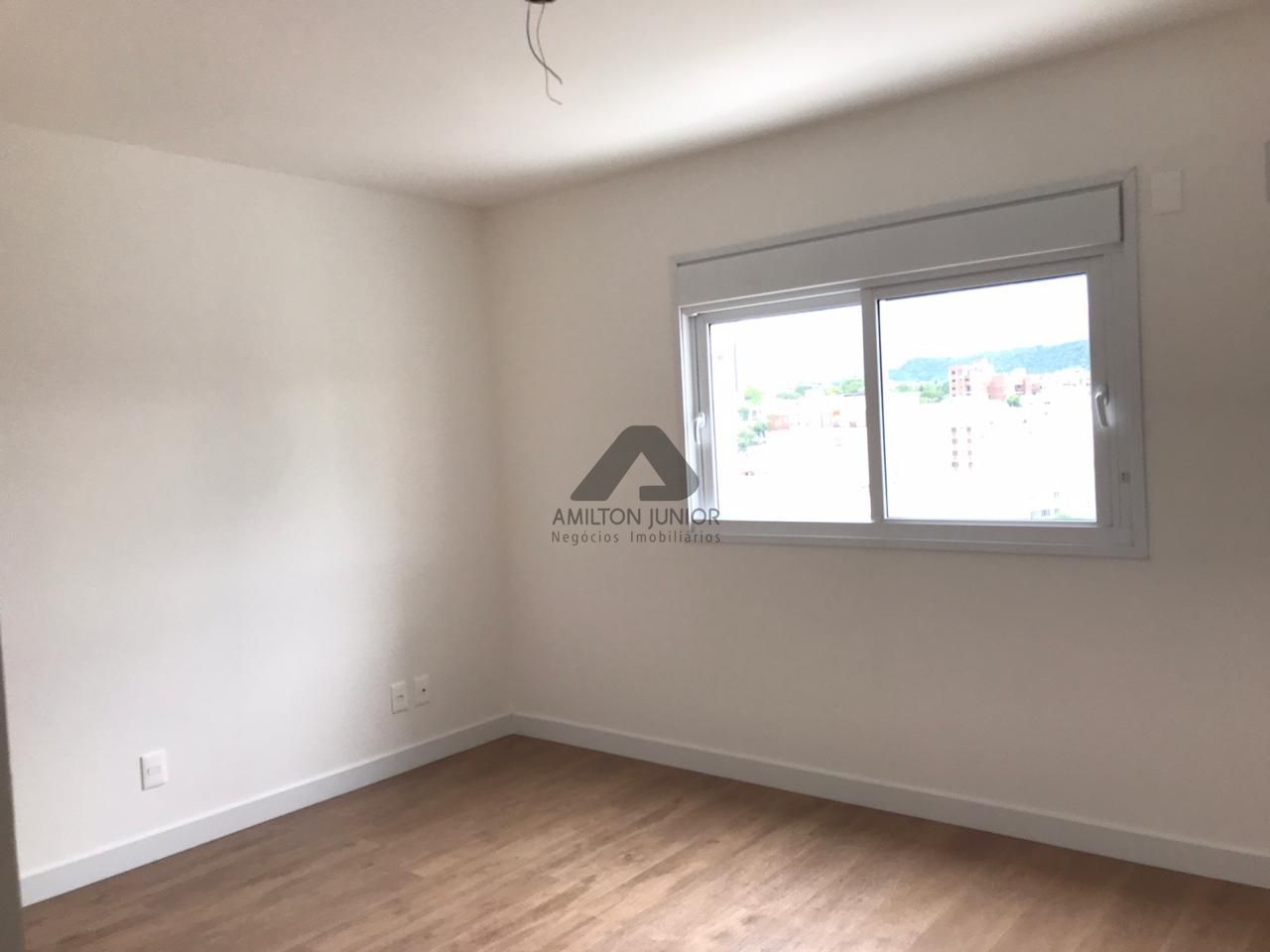 Apartamento à venda com 3 quartos, 122m² - Foto 14