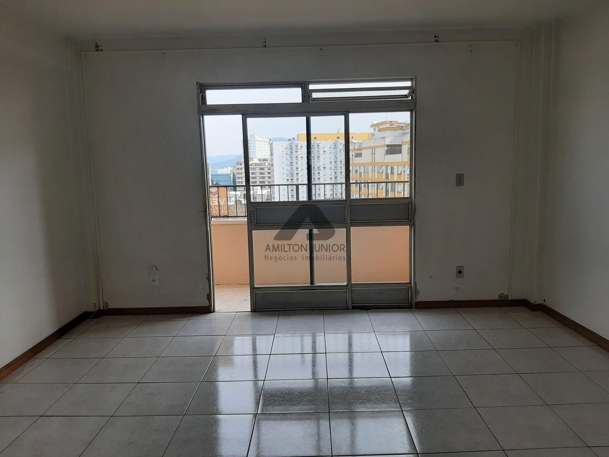 Apartamento à venda com 3 quartos, 159m² - Foto 12