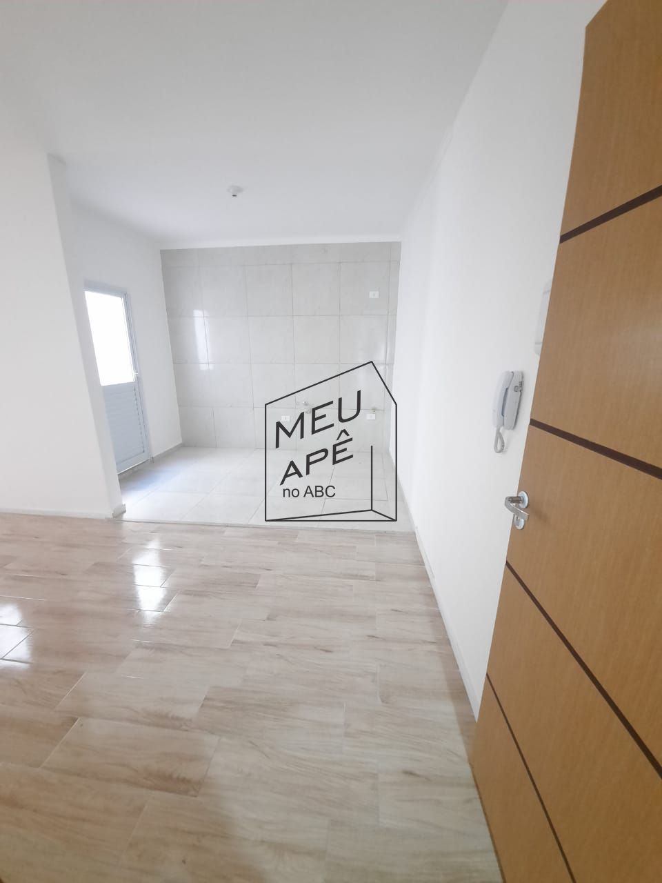 Apartamento à venda com 2 quartos, 44m² - Foto 1