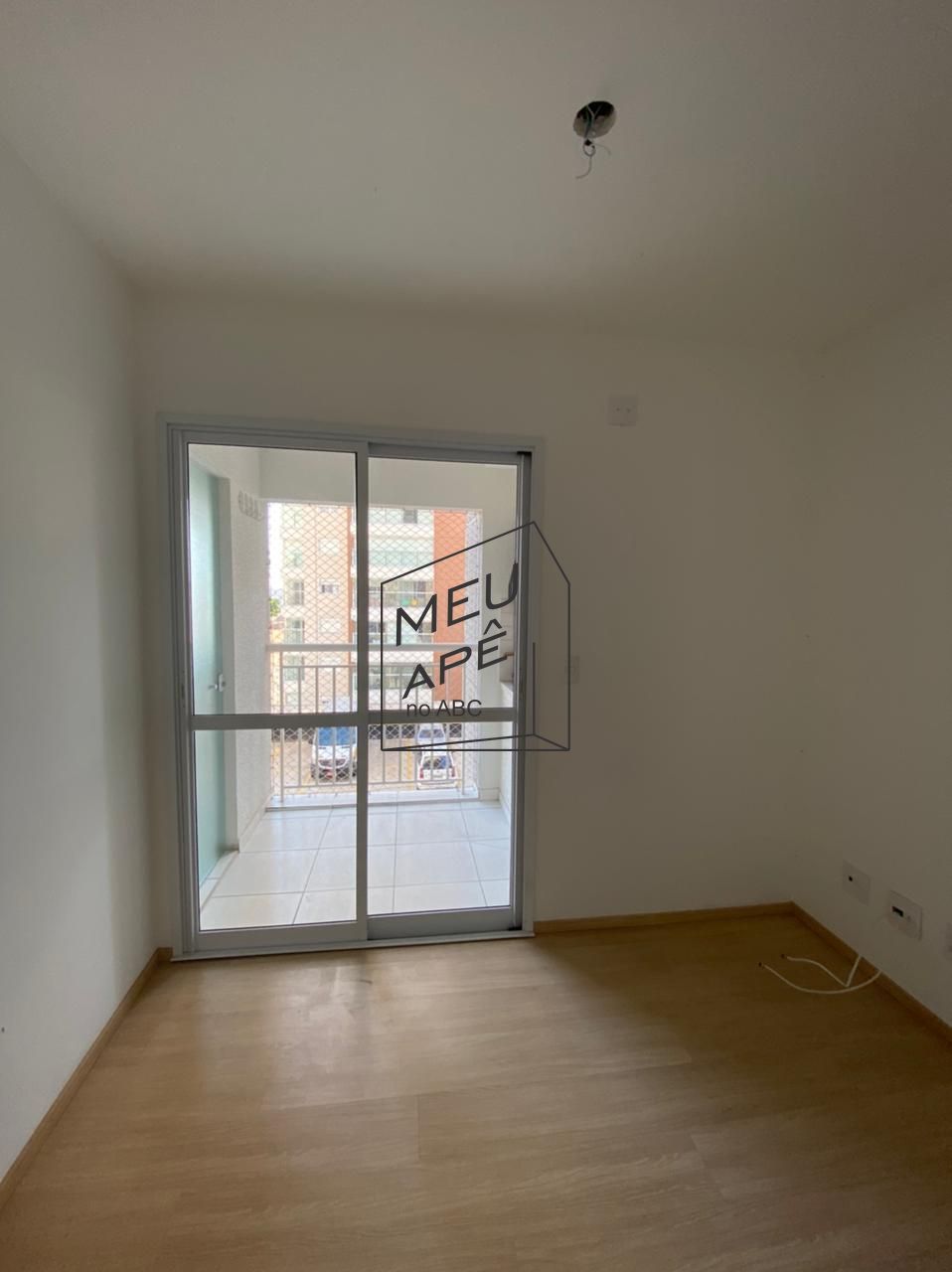 Apartamento à venda com 2 quartos, 60m² - Foto 3