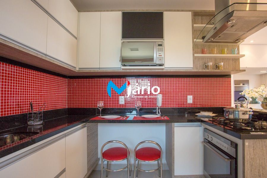 Apartamento à venda com 2 quartos, 70m² - Foto 5