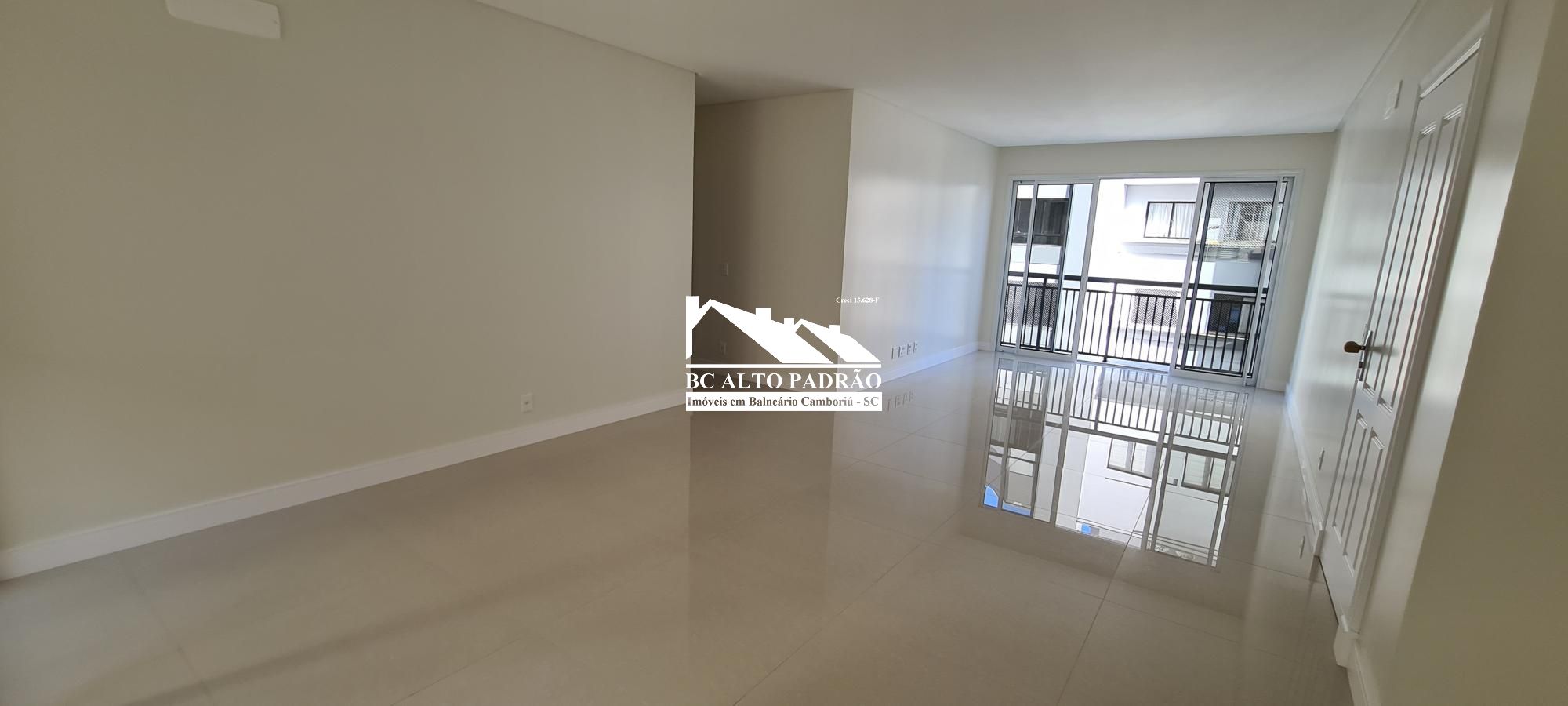 Apartamento à venda com 3 quartos, 118m² - Foto 4