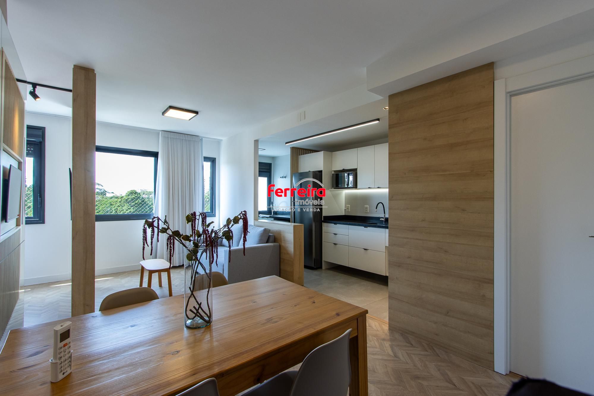 Apartamento 01 dormitório (suíte) no Bairro Petrópolis, 49m², 01 vaga e ótima localização!!!