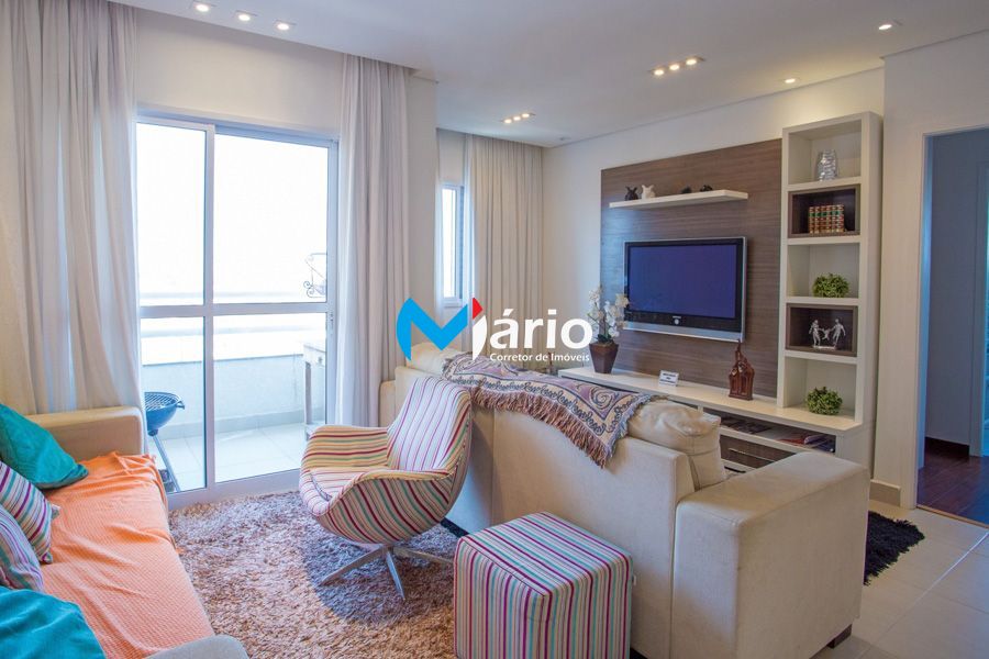 Apartamento à venda com 2 quartos, 70m² - Foto 1