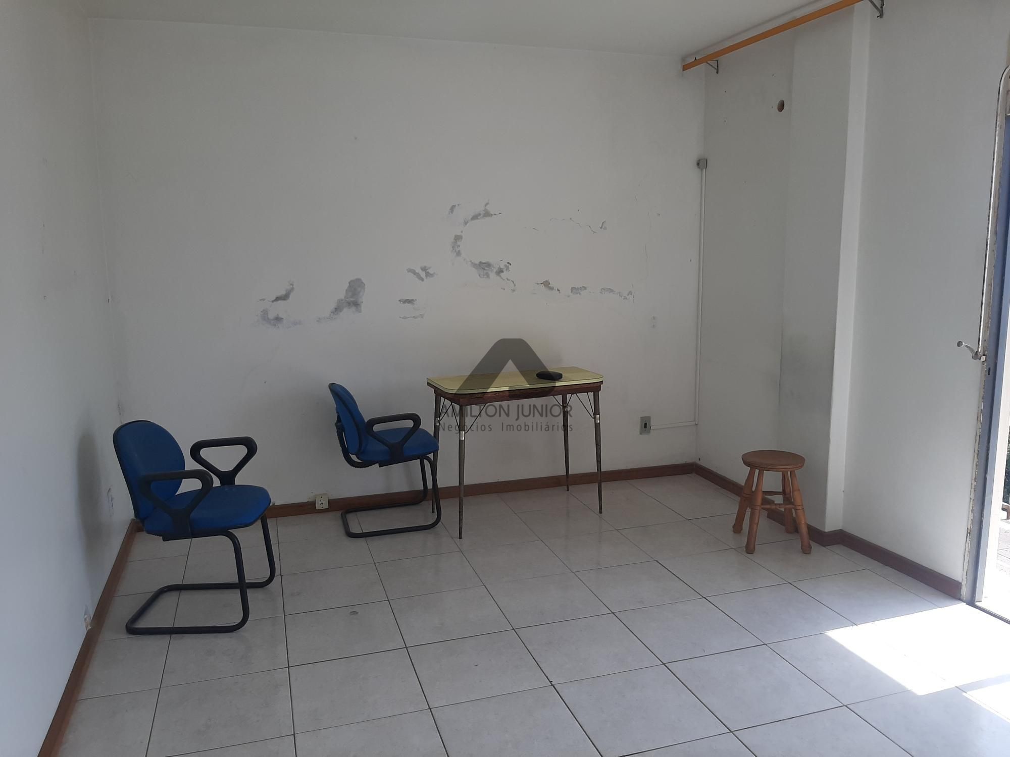 Apartamento à venda com 3 quartos, 159m² - Foto 17