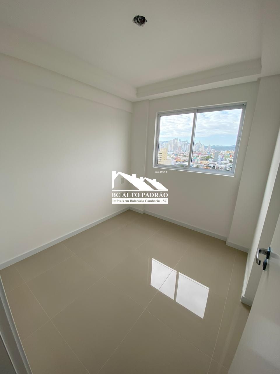 Apartamento à venda com 2 quartos, 58m² - Foto 9