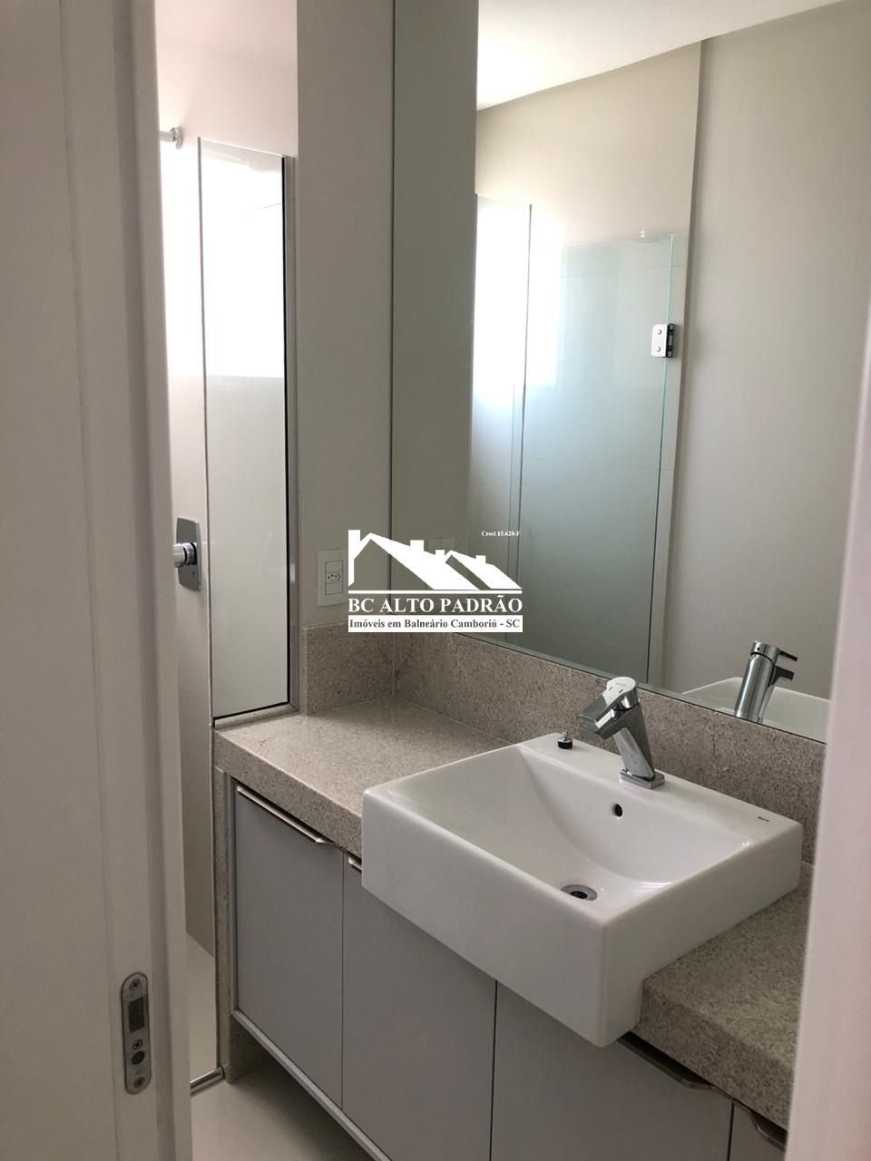 Apartamento para alugar com 4 quartos, 237m² - Foto 29