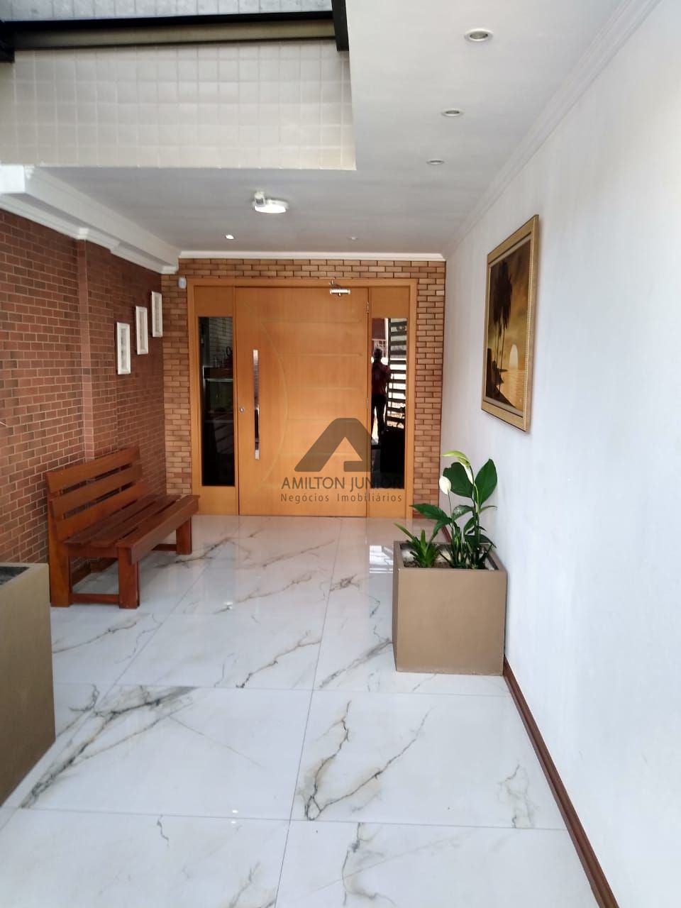 Apartamento à venda com 2 quartos, 85m² - Foto 4