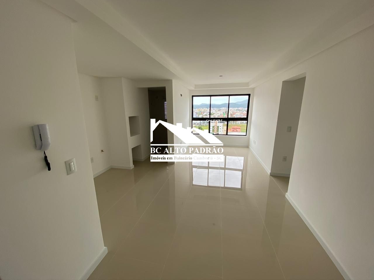 Apartamento à venda com 3 quartos, 68m² - Foto 3