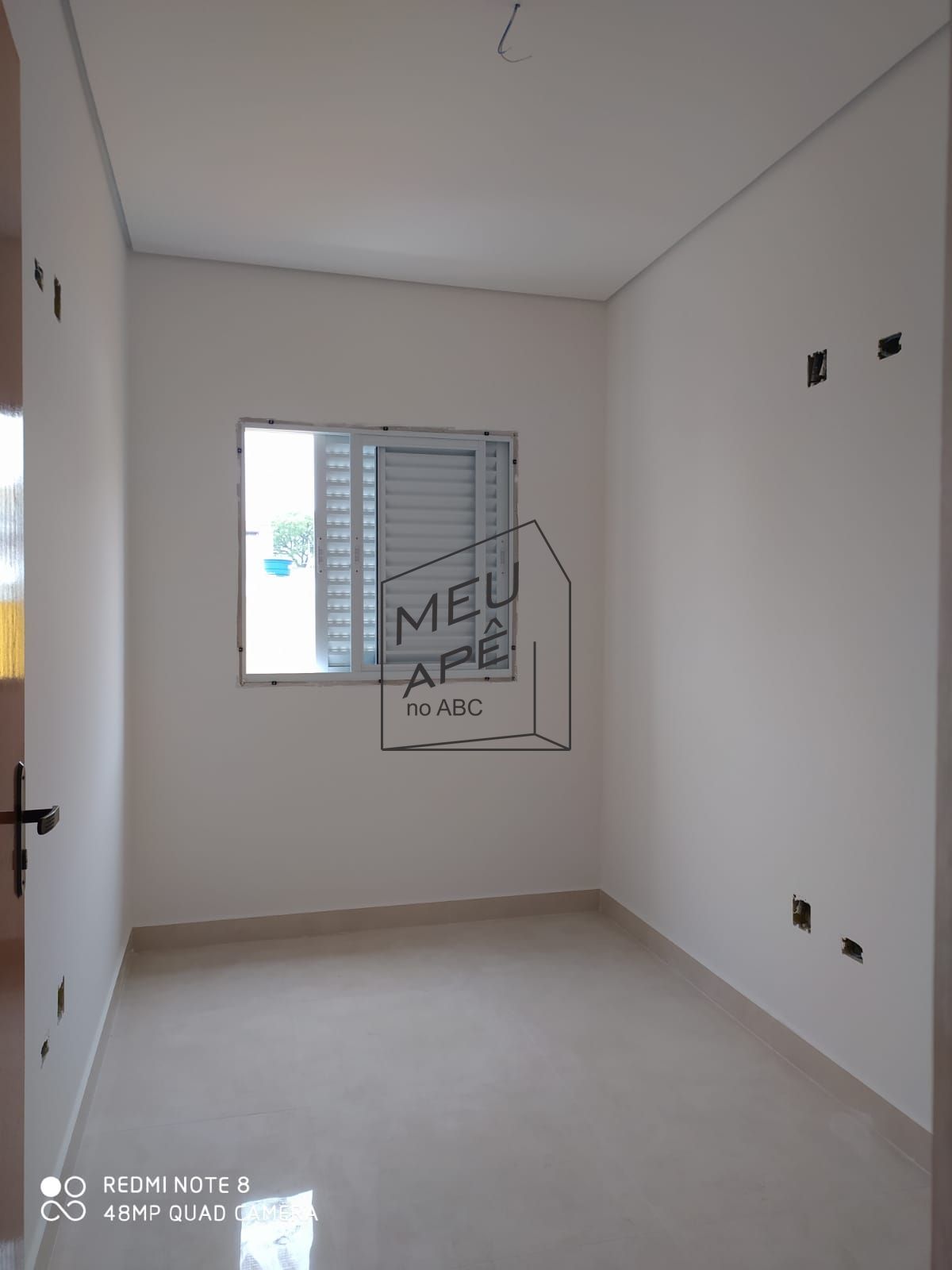 Apartamento à venda com 2 quartos, 55m² - Foto 2