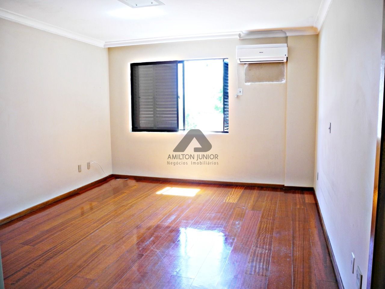 Apartamento à venda com 3 quartos, 173m² - Foto 19