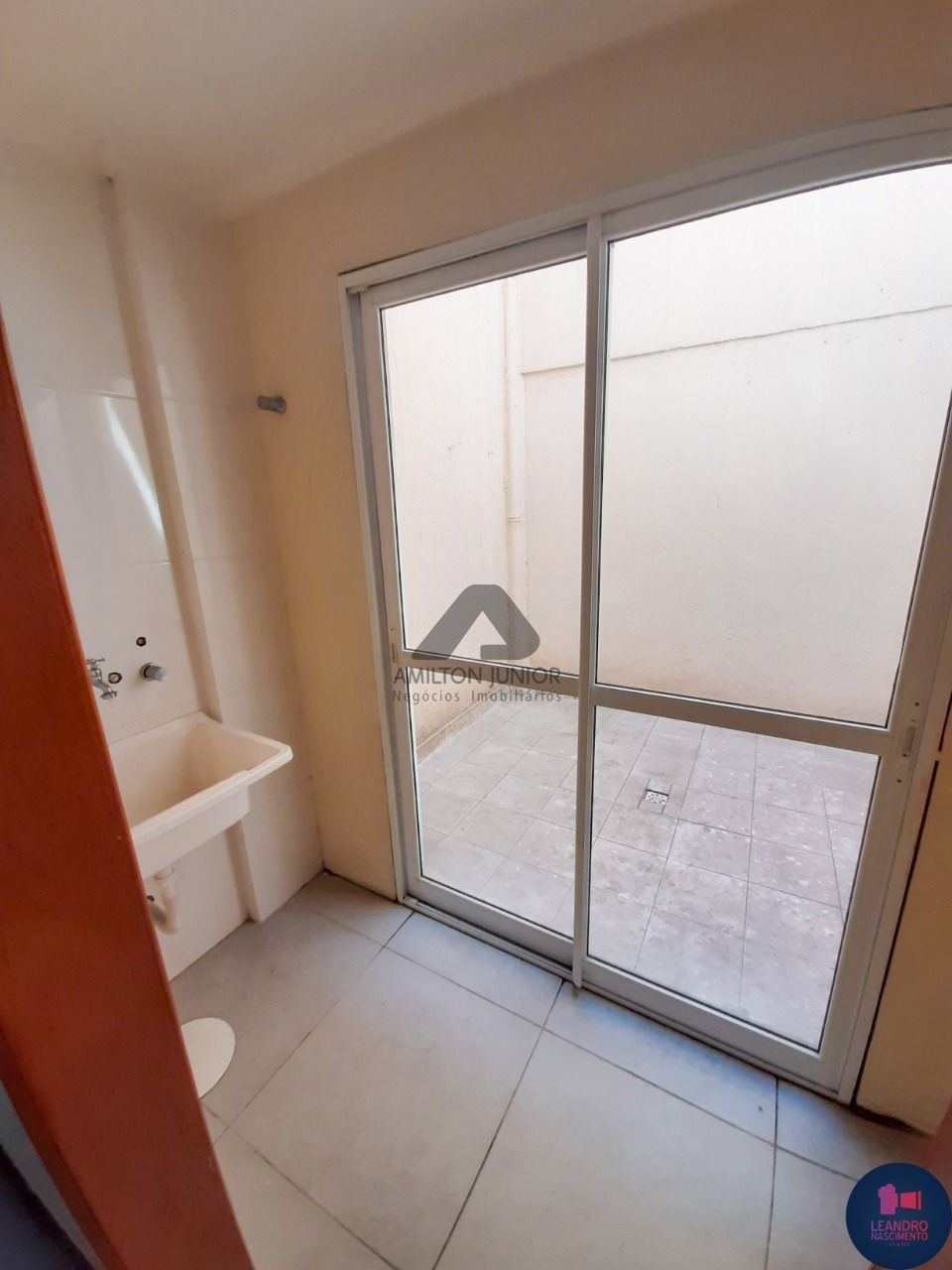 Apartamento à venda com 3 quartos, 102m² - Foto 8