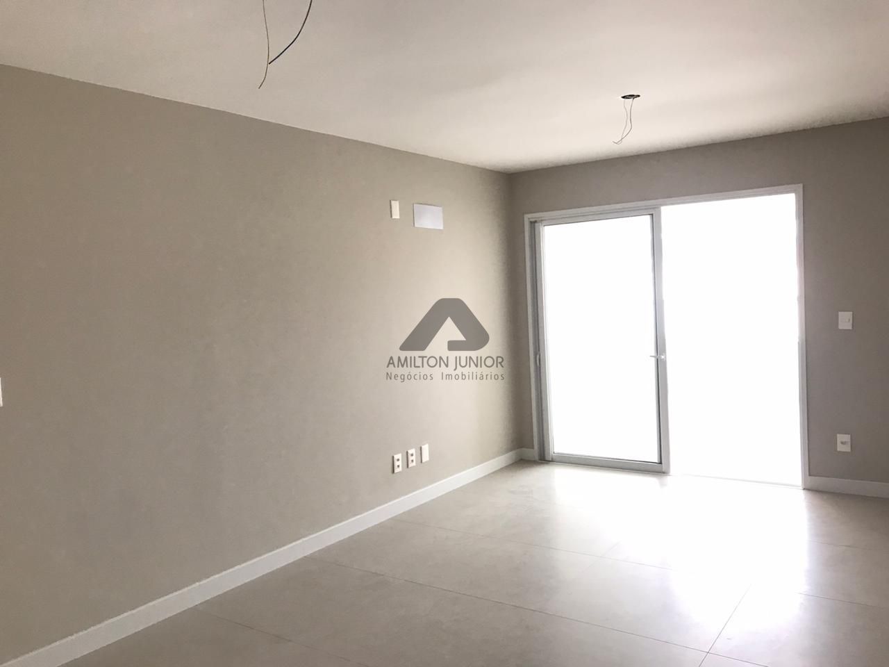 Apartamento à venda com 3 quartos, 122m² - Foto 6