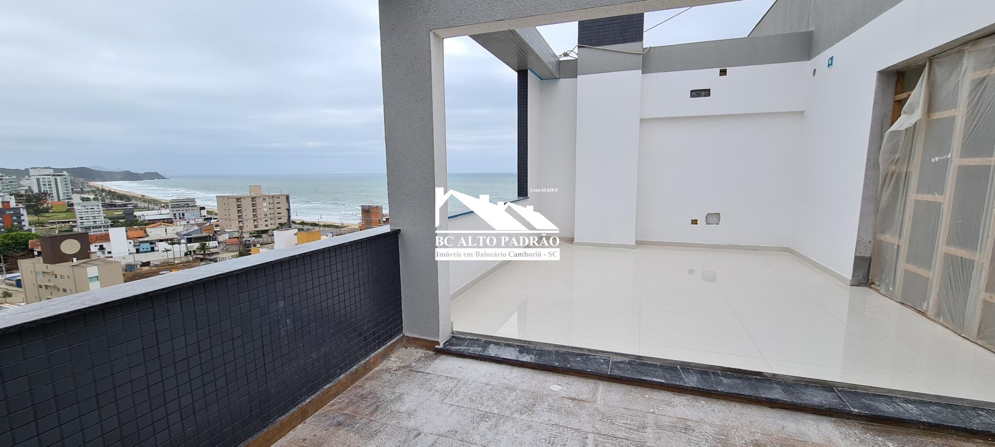 Cobertura à venda com 4 quartos, 224m² - Foto 35