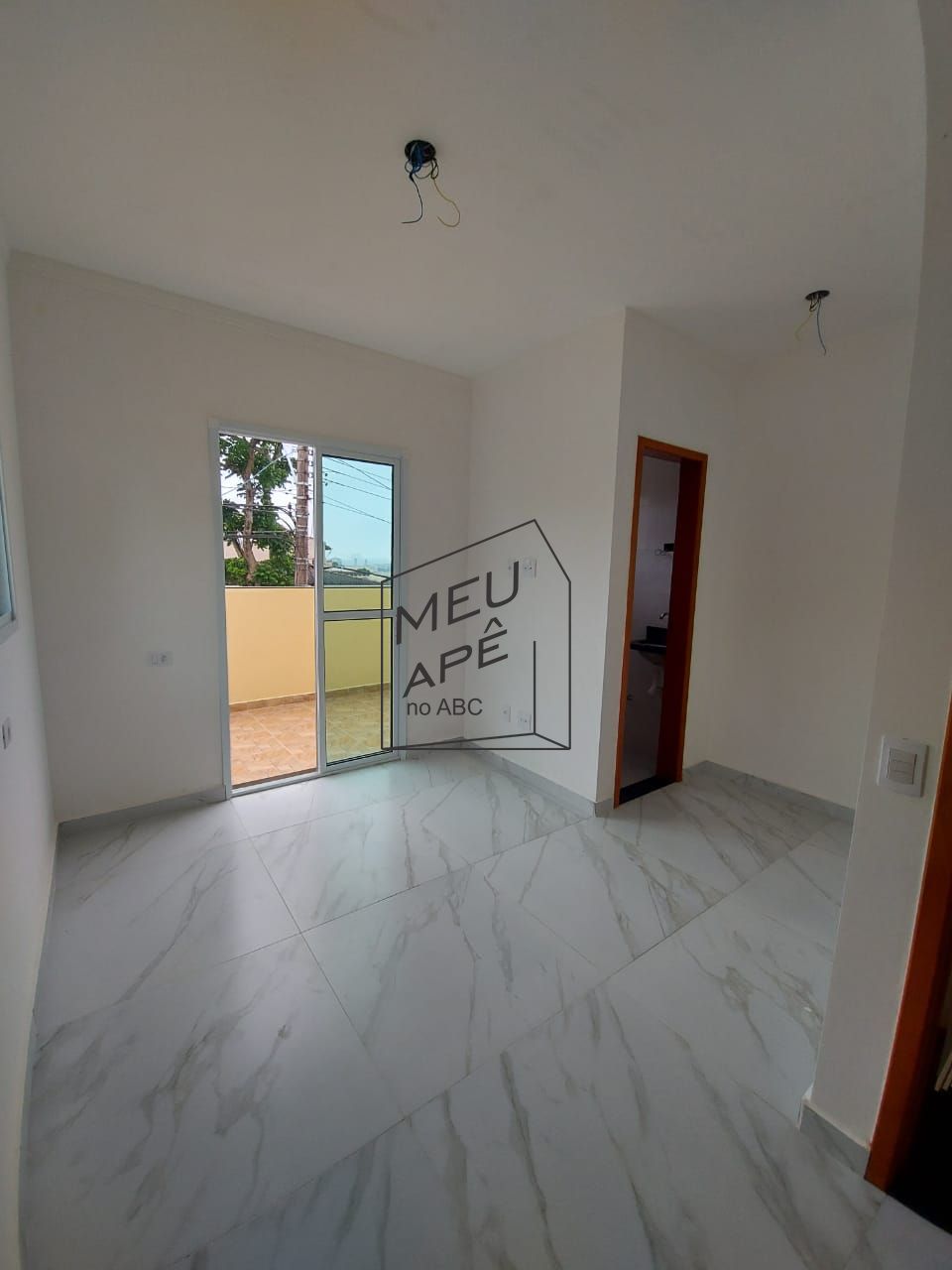 Sobrado à venda com 2 quartos, 51m² - Foto 2