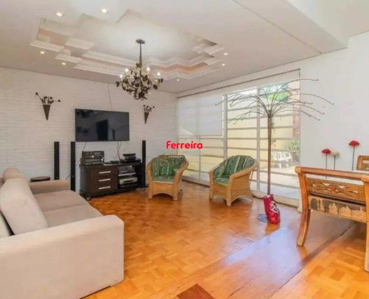 Casa 3d com suíte, bairro três figueira