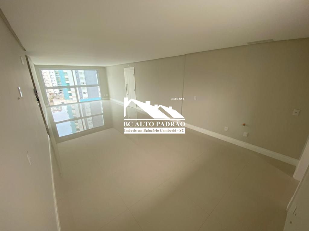 Apartamento à venda com 3 quartos, 139m² - Foto 4