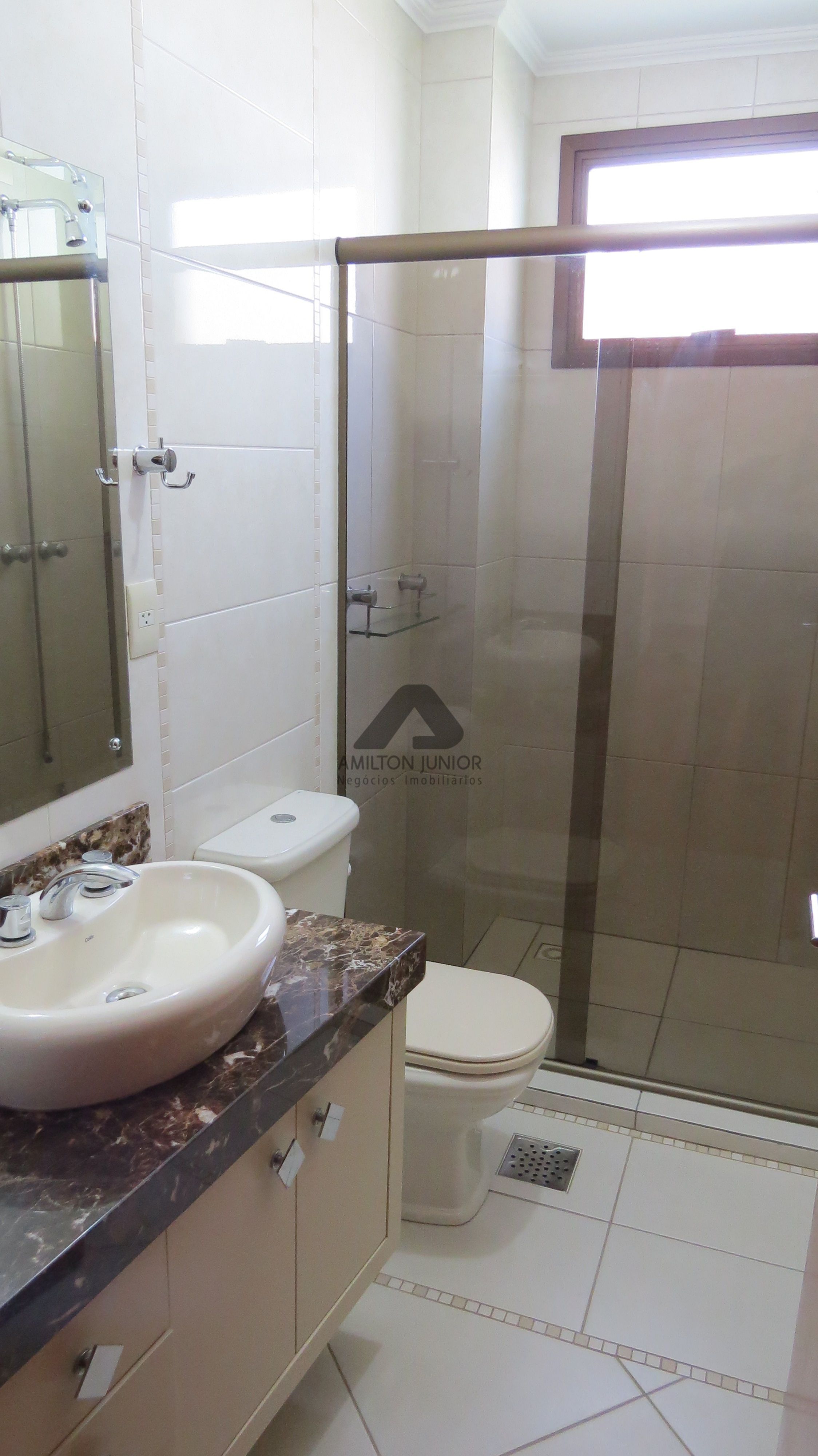 Apartamento à venda com 3 quartos, 140m² - Foto 10