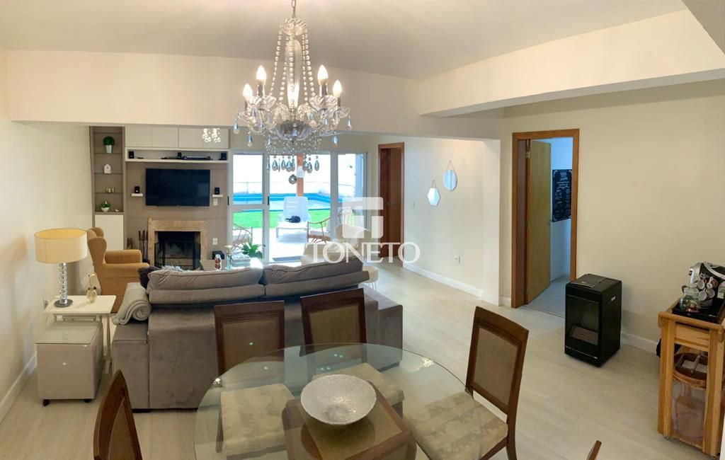 Casa, 4 quartos, 325 m² - Foto 2