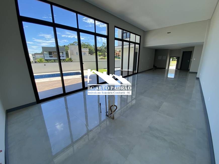 Casa de Condomínio à venda com 3 quartos, 200m² - Foto 25