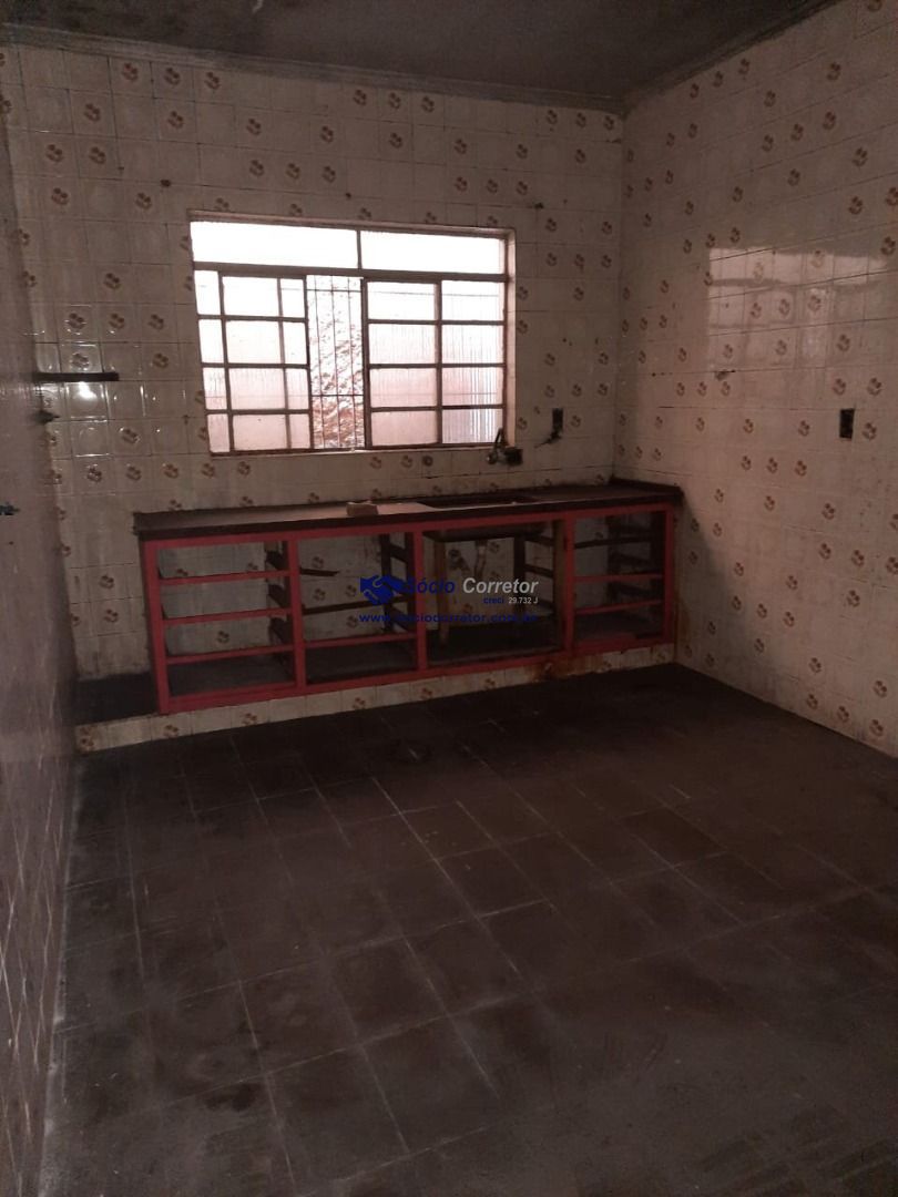 Sobrado, 6 quartos, 240 m² - Foto 25