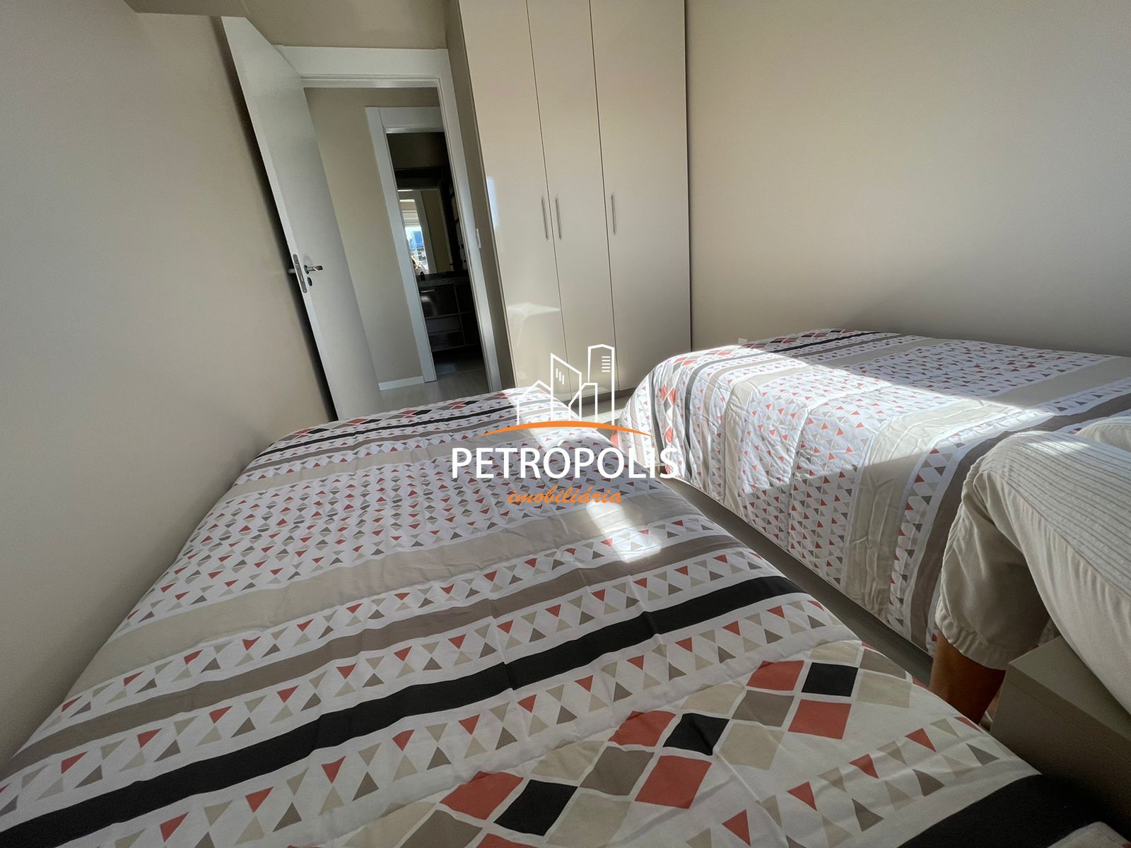 Apartamento à venda com 2 quartos, 47m² - Foto 21